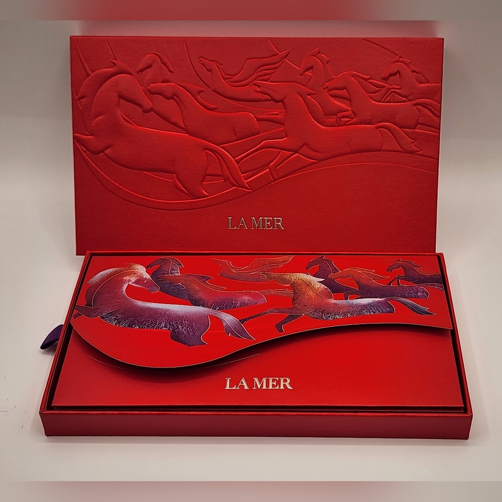 La Mer Red Envelopes - Set Of 6 NWT